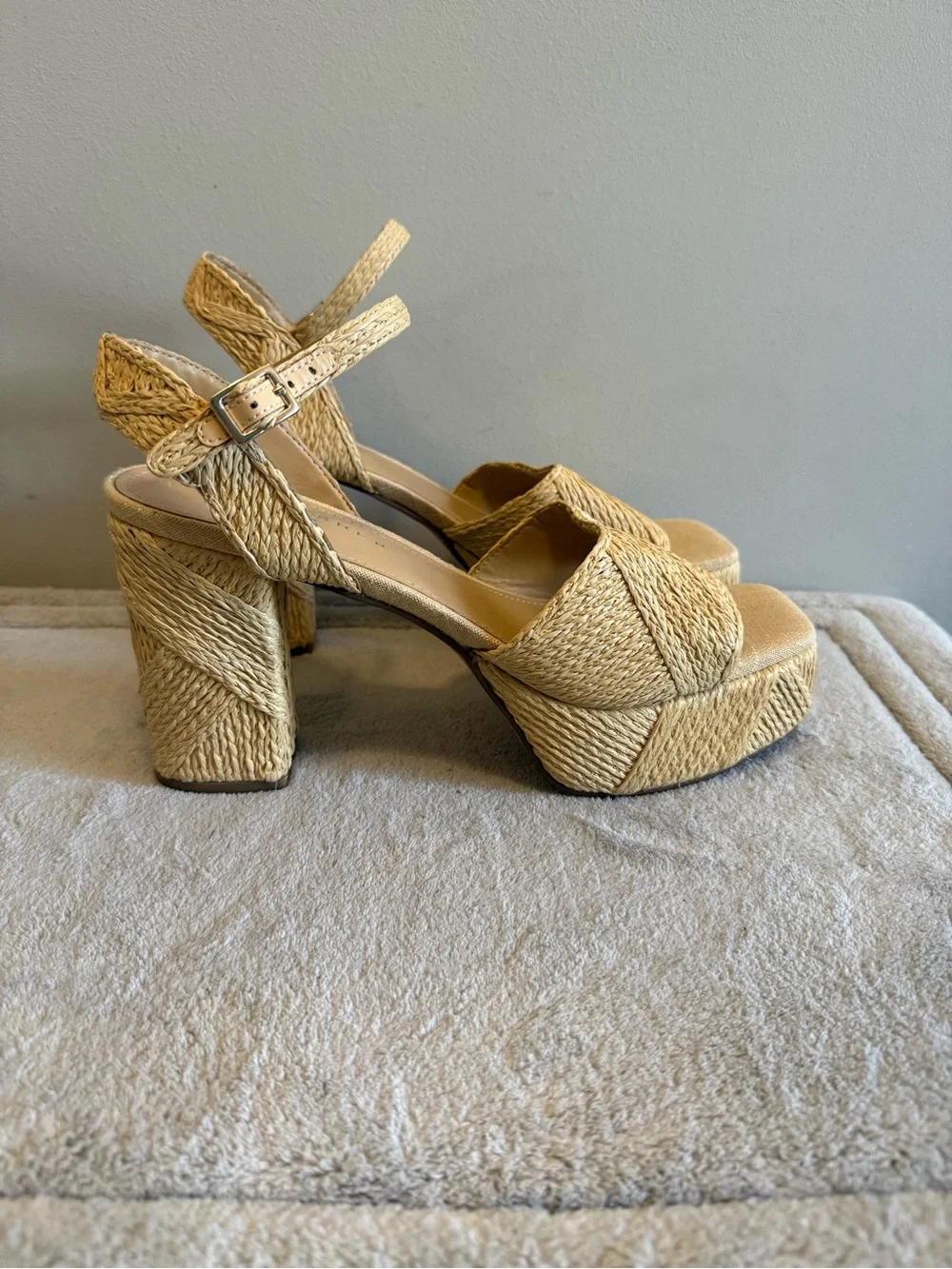 Marc Fisher Calyn Natural Rafia Woven Platform Block Heel Sandals - Beige